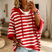 Charlotte – Pull poncho rayé rouge à capuche