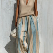 Ensemble haut sans manches casual et pantalon large à rayures
