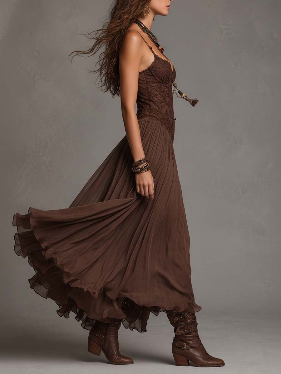 Robe longue en dentelle brun foncé à pans en mousseline