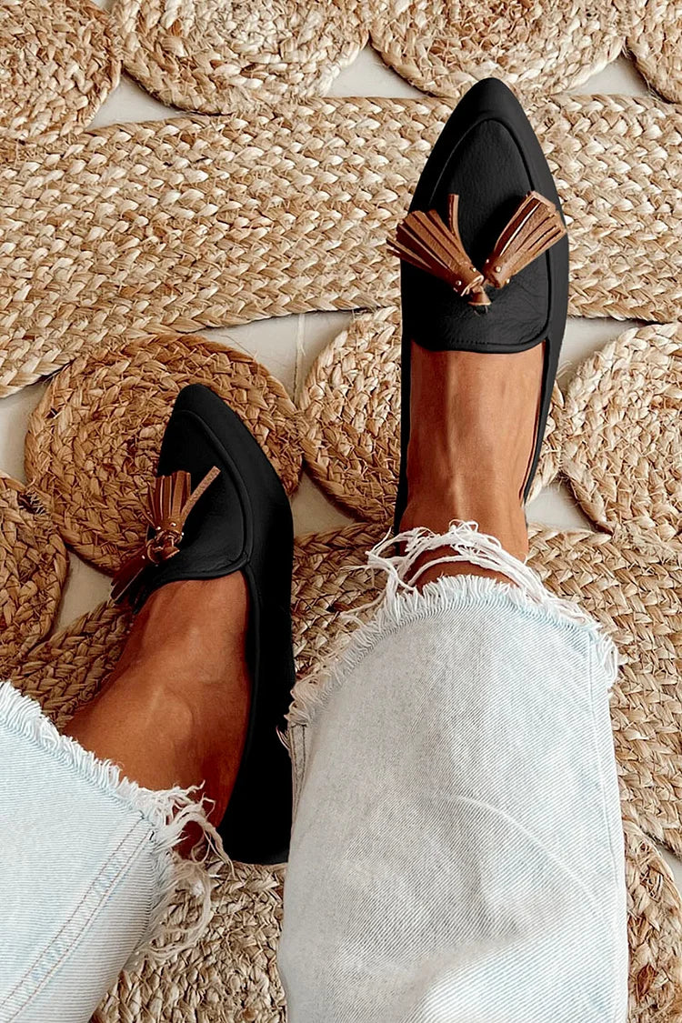 Liv | Mocassins pointus à glands
