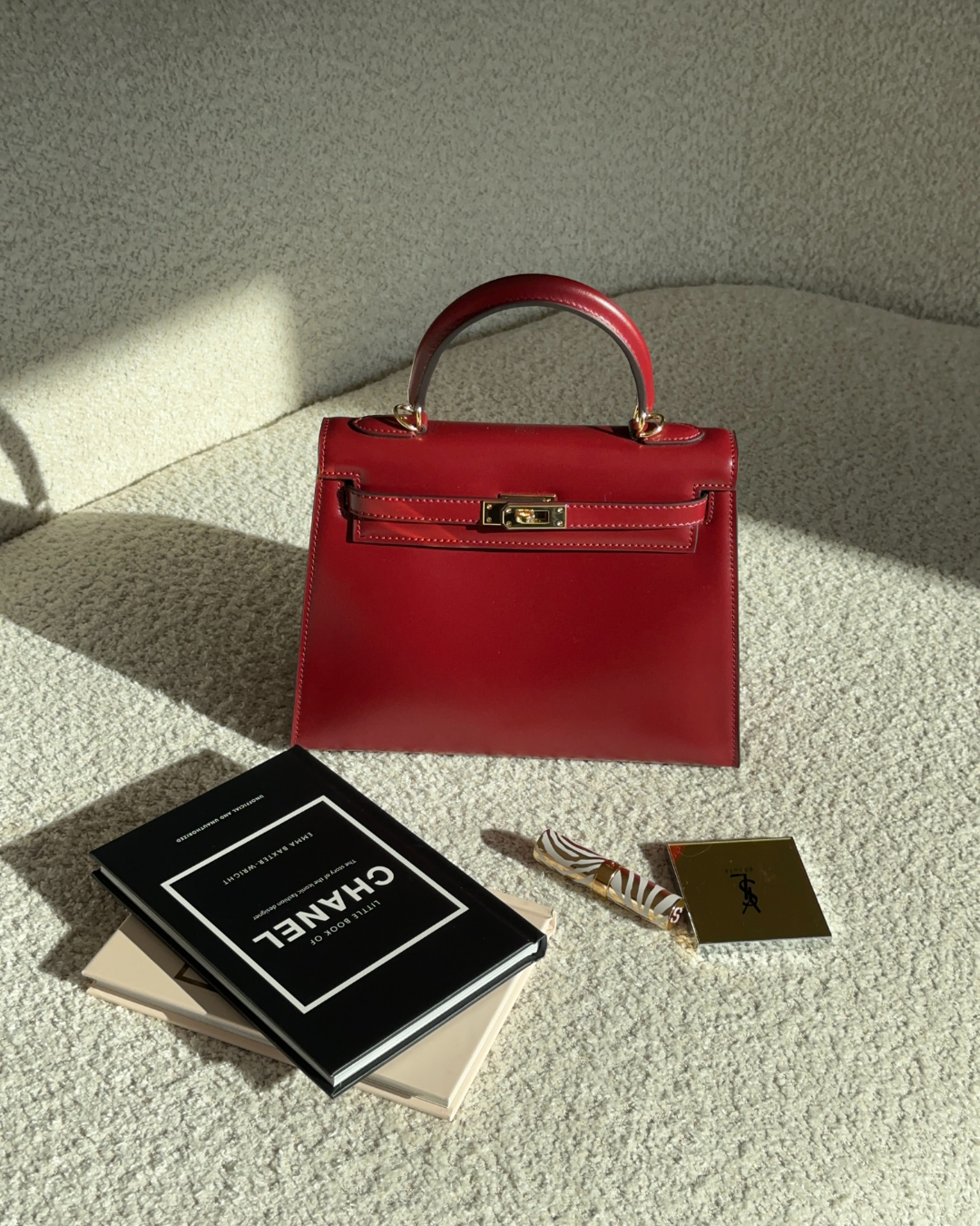 DELAUNAY | Mini Sac en Cuir Bordeaux Élégant