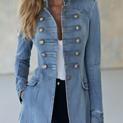 Émilie – Veste en jean militaire à col montant