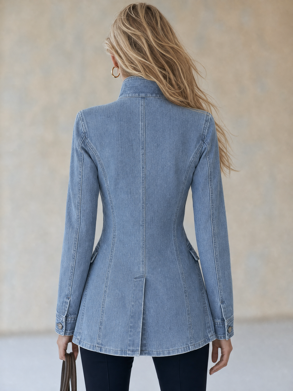 Émilie – Veste en jean militaire à col montant