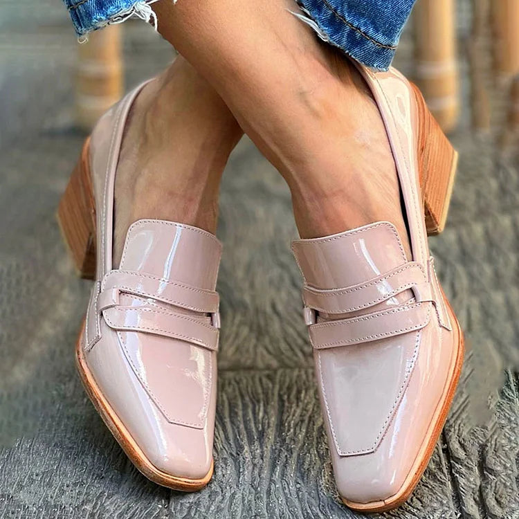 Pia | Mocassins confortables en cuir verni nude