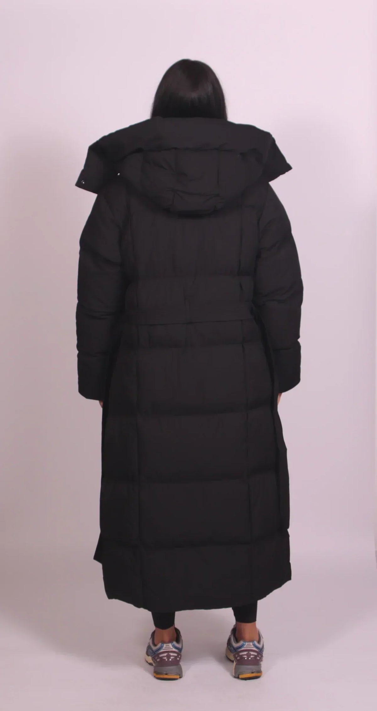 Amina | Manteau doudoune long à ceinture