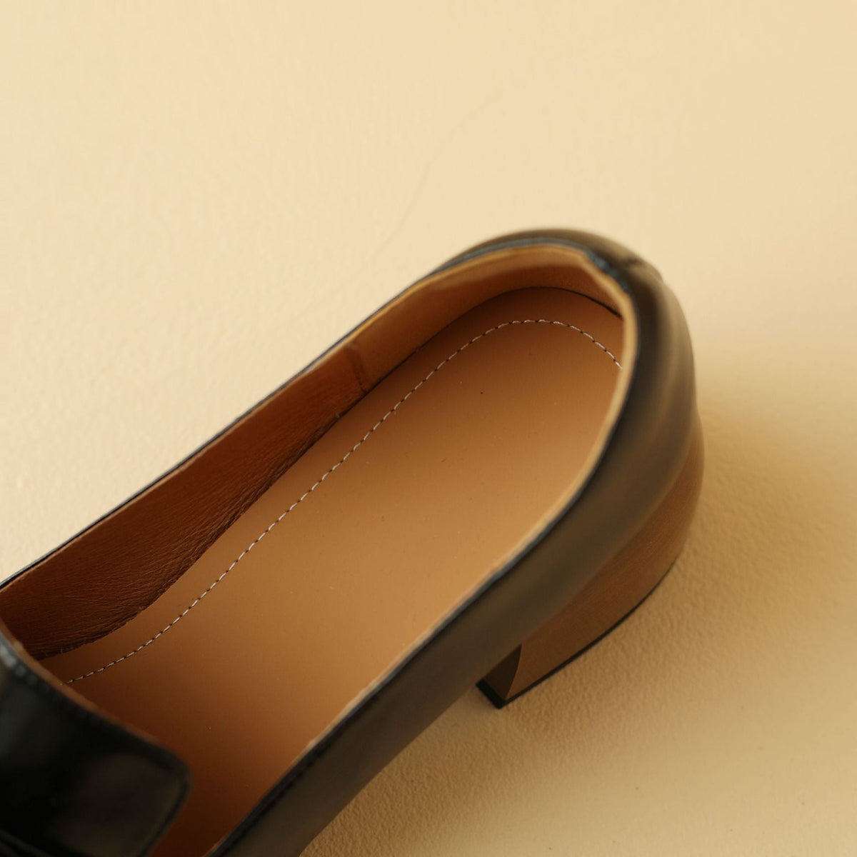 Velmora | Talons en Cuir