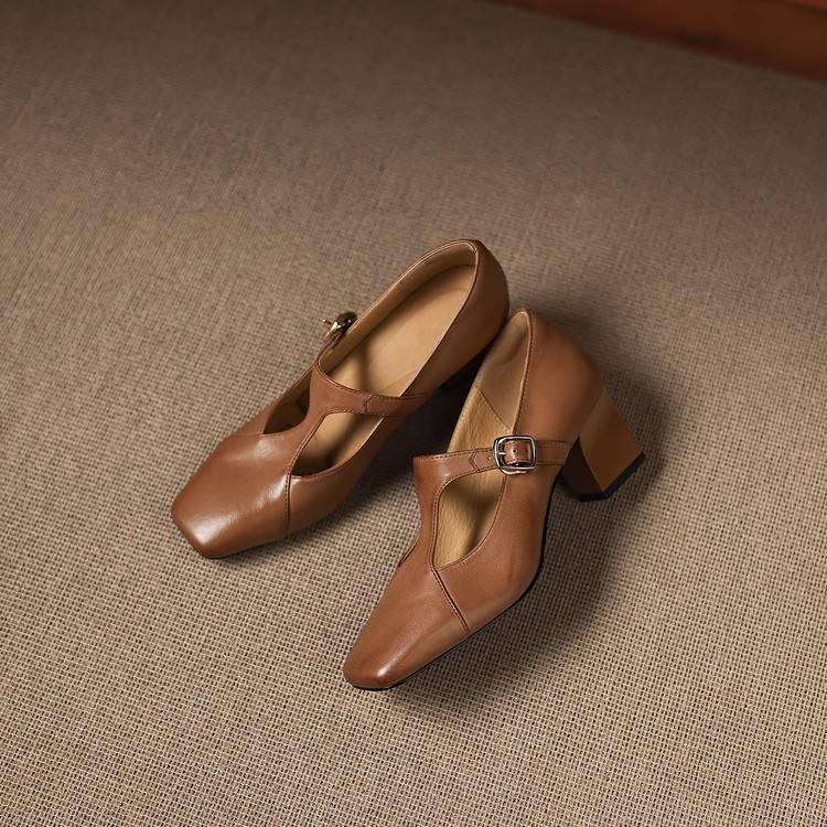 Caelia | Talons en Cuir