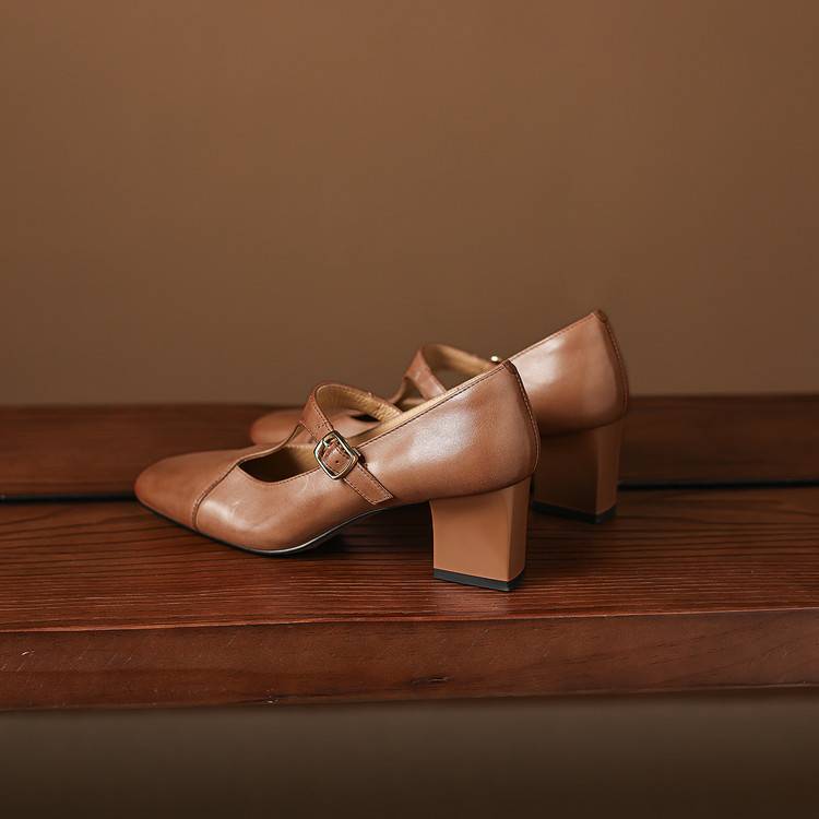 Caelia | Talons en Cuir