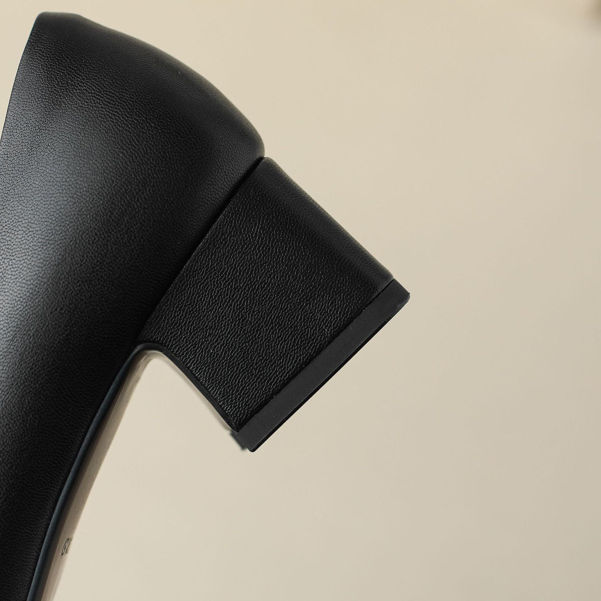 Elara | Talons en Cuir