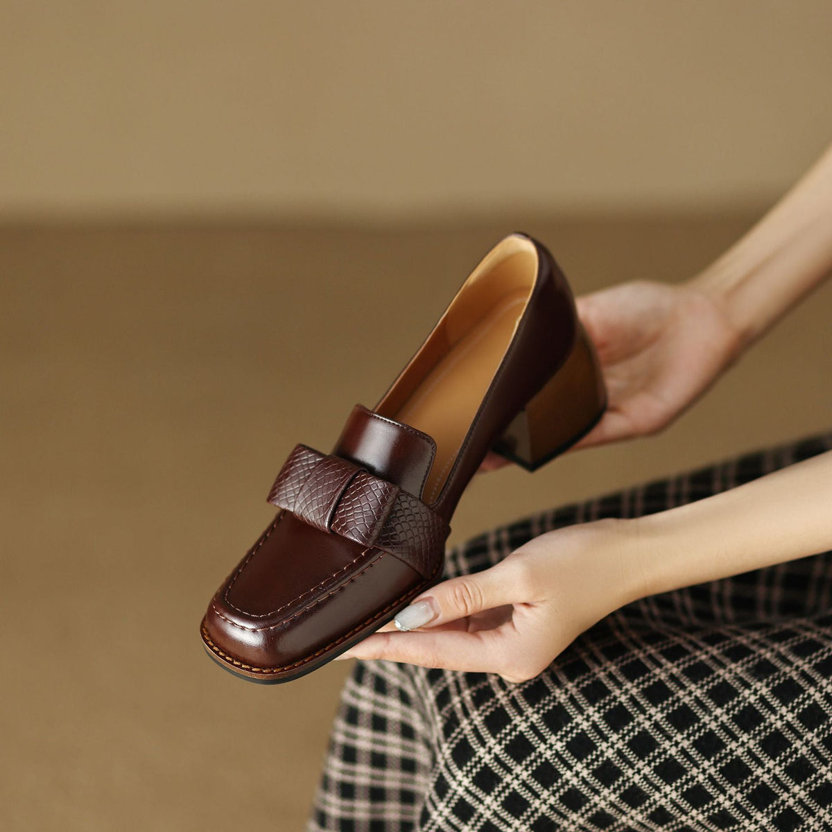 Velmora | Talons en Cuir