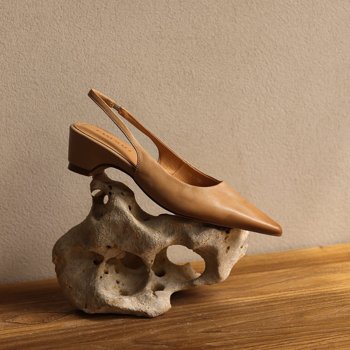 Vela | Talons en Cuir