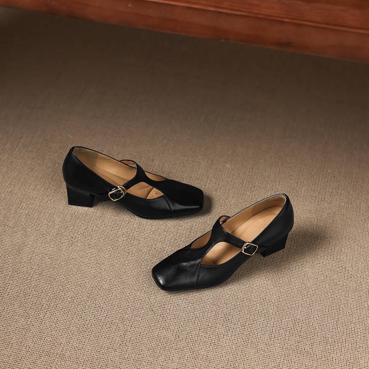 Caelia | Talons en Cuir
