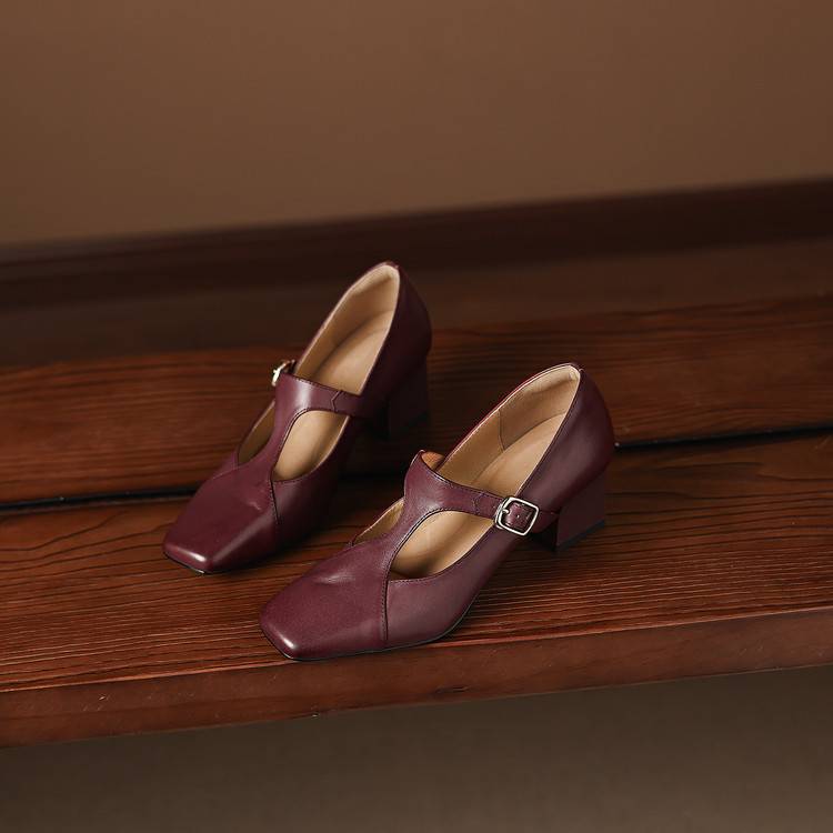 Caelia | Talons en Cuir