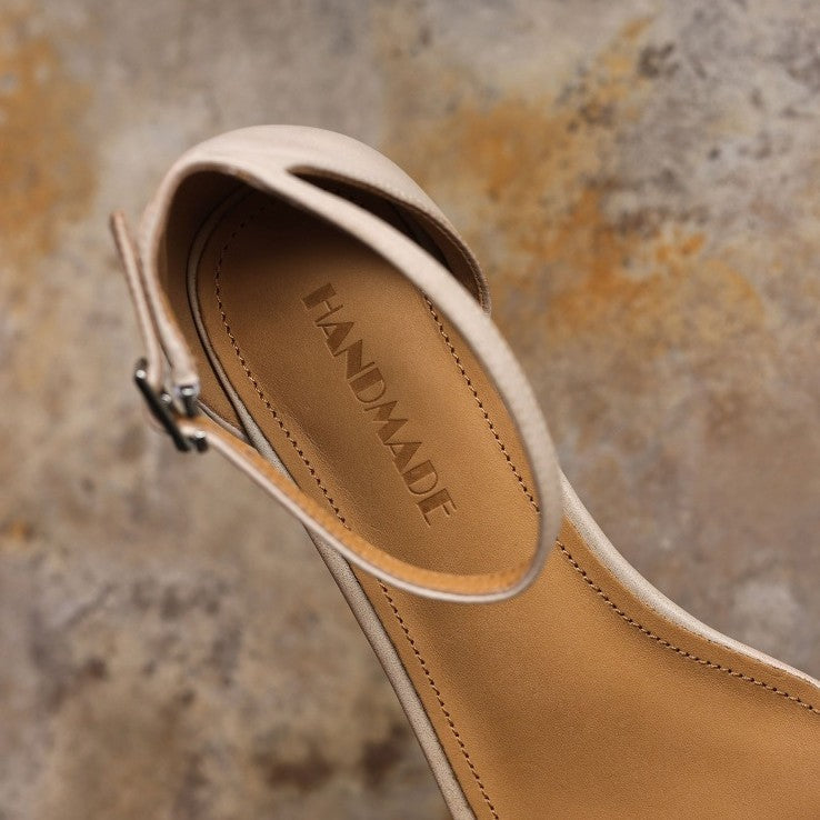 Elara | Talons en Cuir