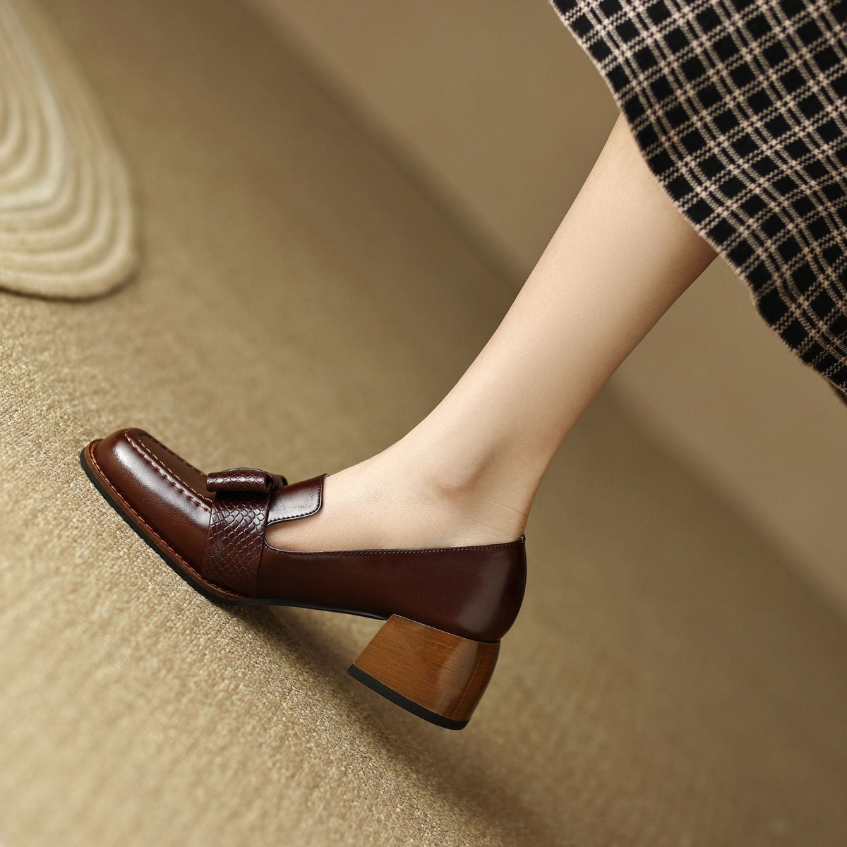 Velmora | Talons en Cuir