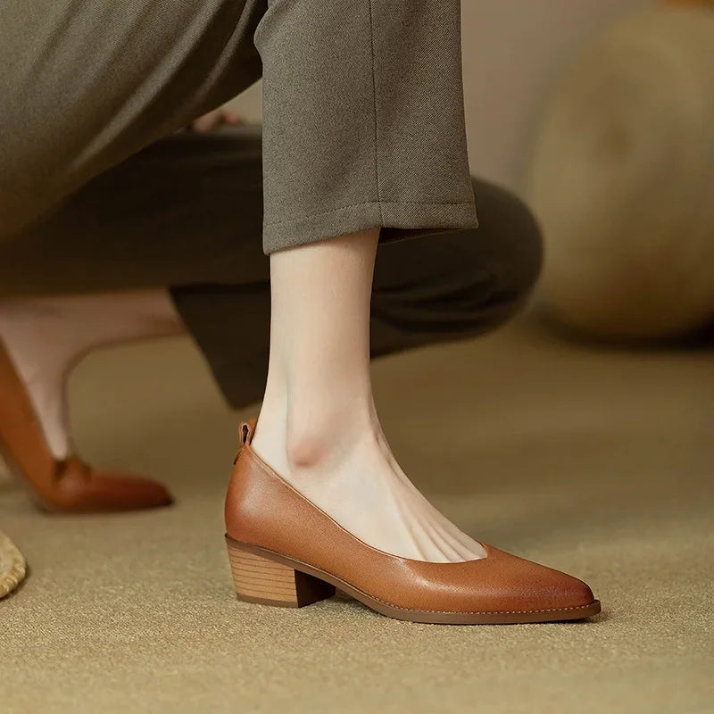 DELAUNAY | Escarpins Épurés Talon Bloc Manon