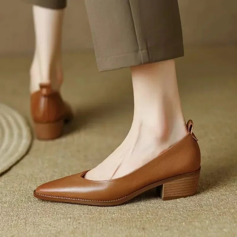 DELAUNAY | Escarpins Épurés Talon Bloc Manon