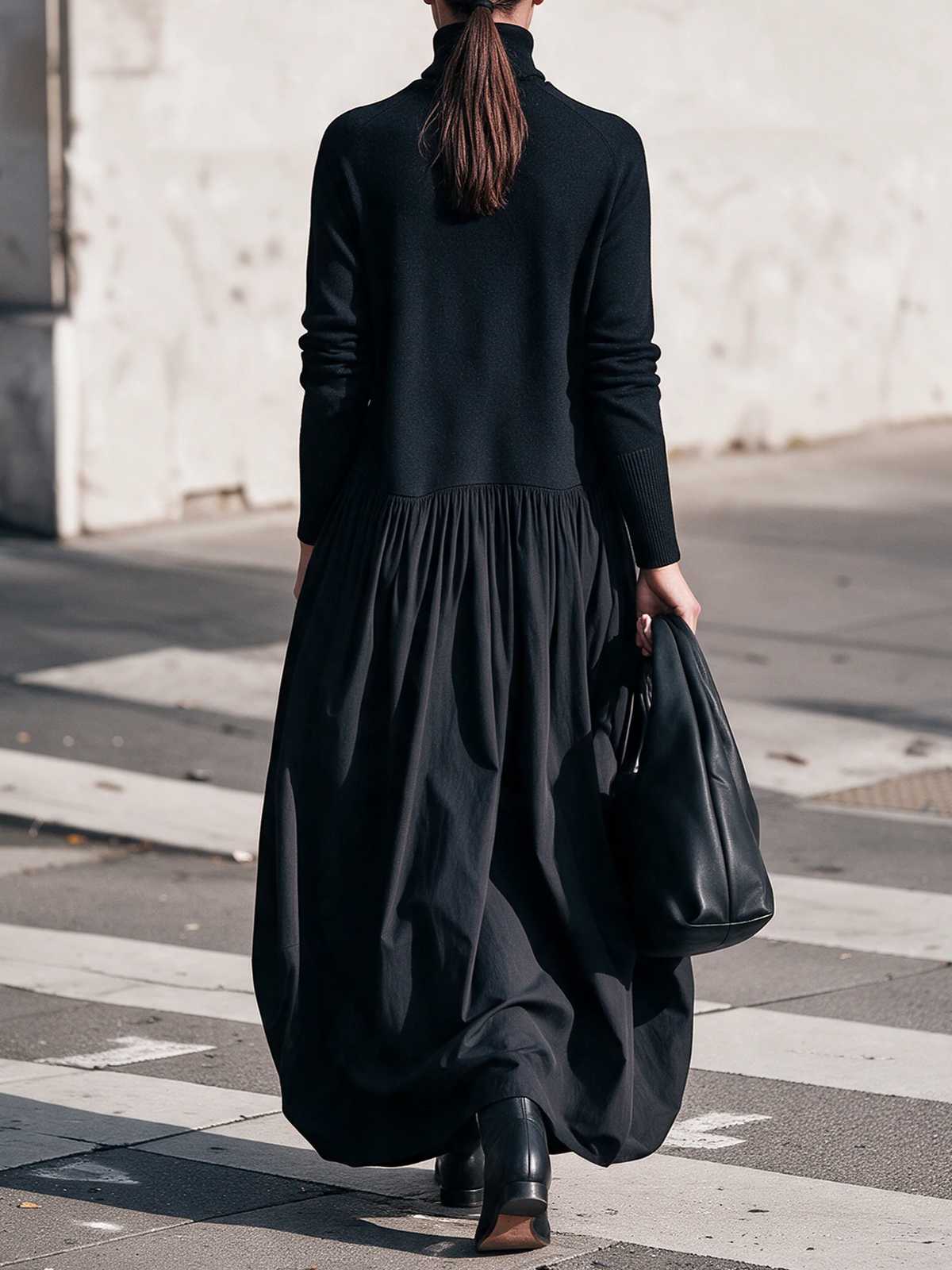 Robe longue oversize à col haut et détail poches
