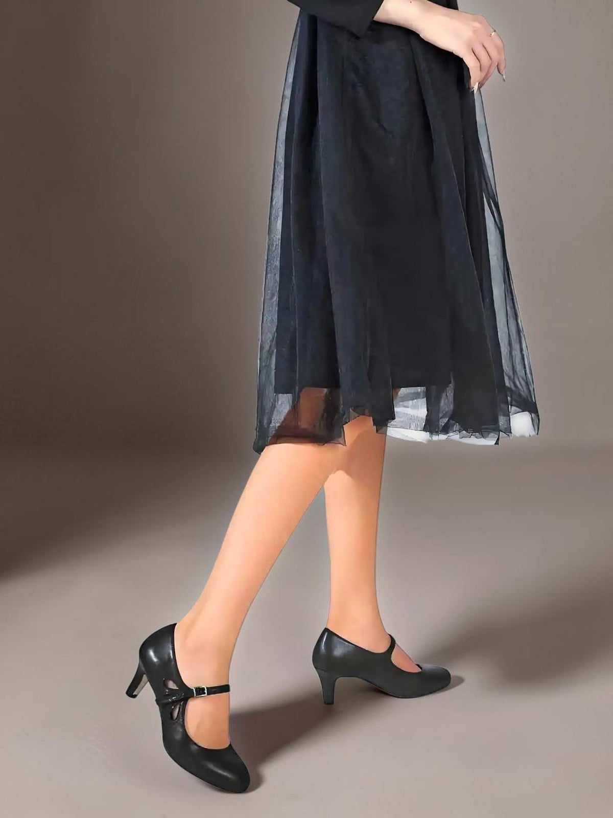 DELAUNAY | Escarpins Noirs Bout Fermé Sylvie