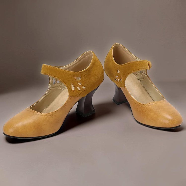 DELAUNAY | Escarpins à Bride Boutonnée Aveline